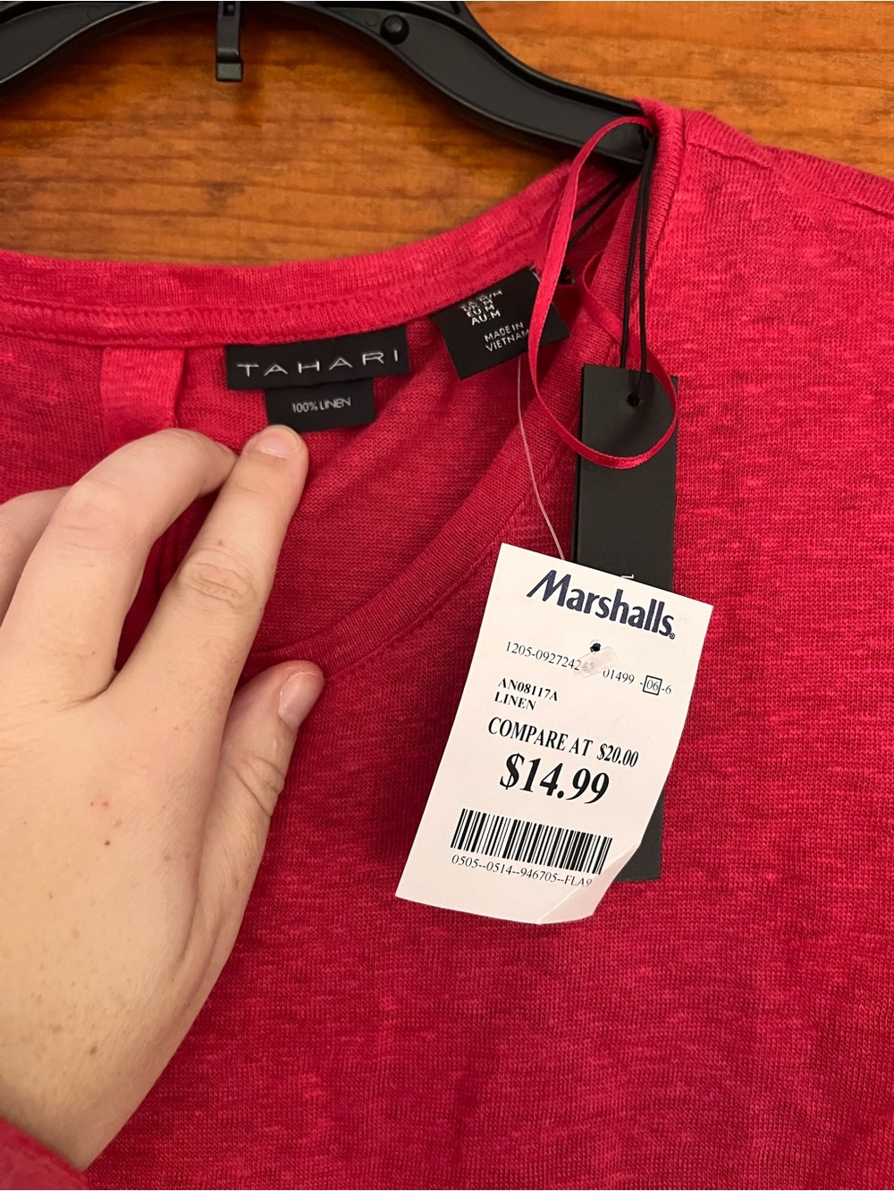 Tahari Heathered Raspberry Short Sleeve Tee - Picture 3 of 3